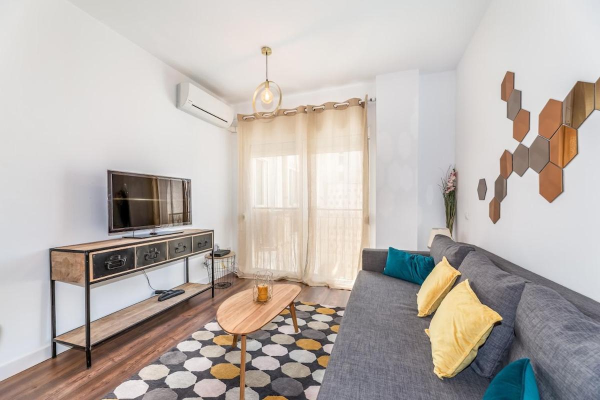 C29 - Trendy Central Apartment With Small Parking And Terrace Málaga Exterior foto