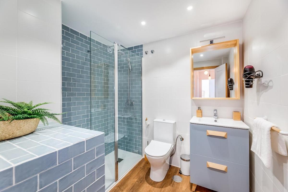 C29 - Trendy Central Apartment With Small Parking And Terrace Málaga Exterior foto